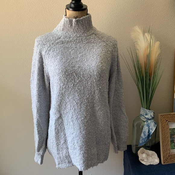 Aerie Boucle Mock Neck Oversized Sweater - Picture 4 of 12